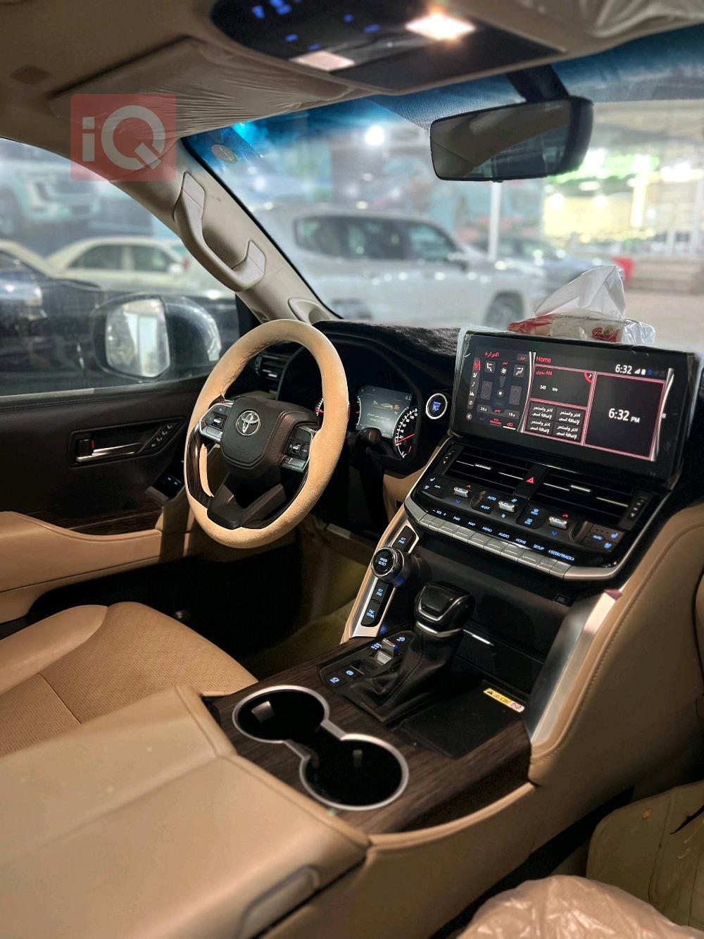 تويوتا لاندكروزر